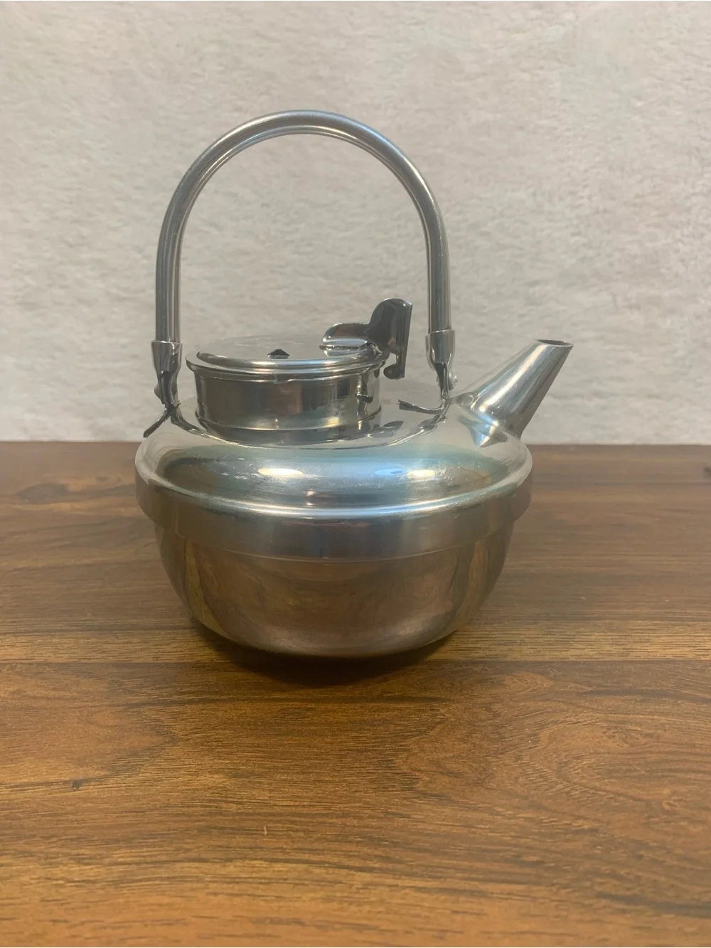 Stainless Steel Squat Camp Kettle Teapot with Hinged Latch Etched Lid